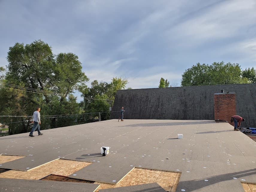 How to Vet a St. Louis Roofing Contractor: 9 Checks Before You Sign