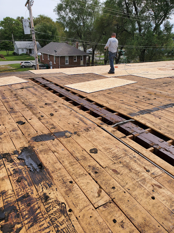 Strom Damage in St. Louis